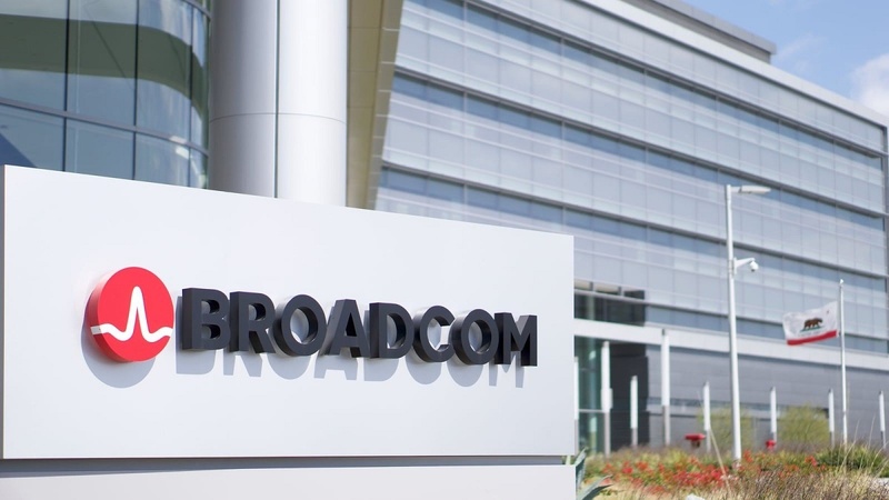 Broadcom начала поставки коммутационного чипа Jericho4